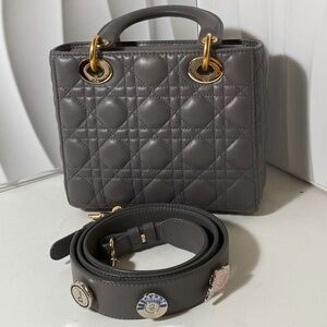 DIOR Lady Dior Medium Bag Pearlescent Grey Lambskin Cannage Quilt